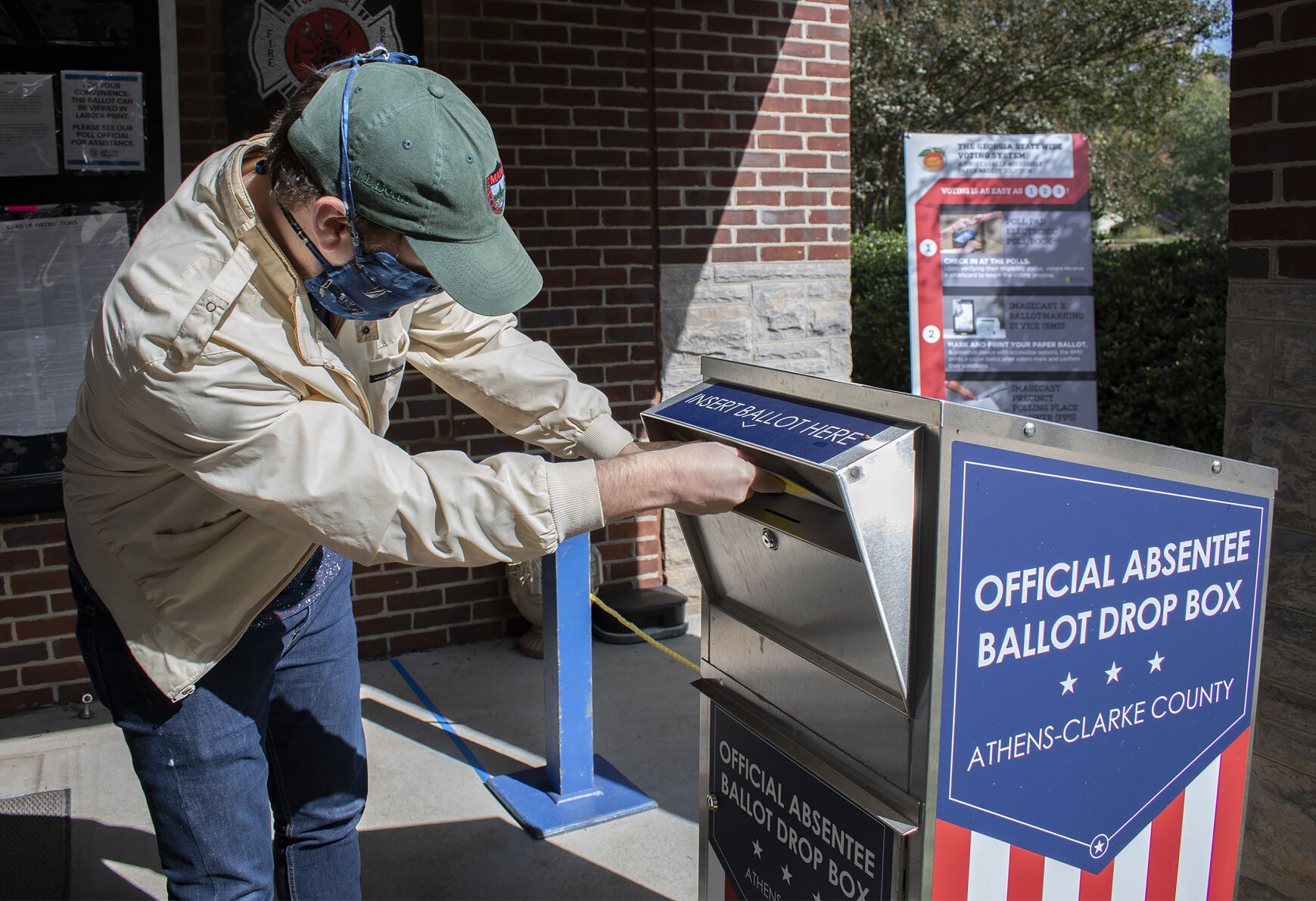 201103_ks_ElectionDay_007.jpg